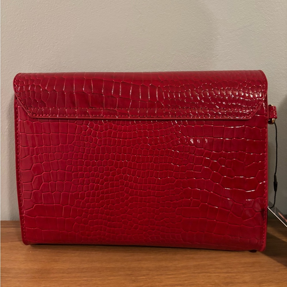 Vanessa Williams vibrant red faux crocodile embossed clutch purse NWT - Picture 4 of 12
